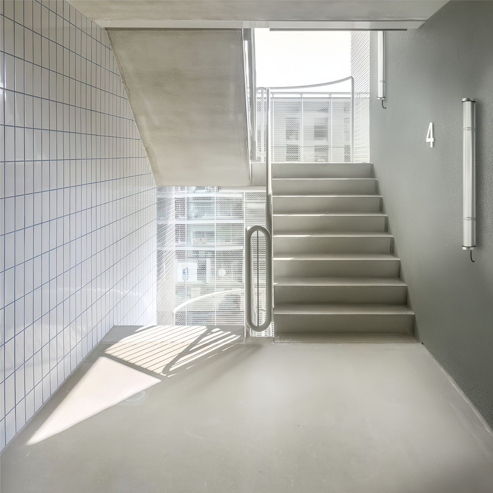 Hive Architectural Tubular Luminaire MANI Architectural tubular luminaire IP67 IK10 for outdoor and indoor