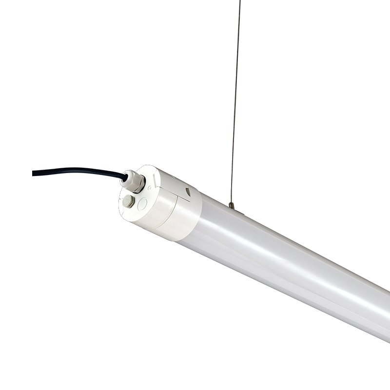 Commercial tubular luminaire with center-mounted aluminum suspension bracket for direct cable hanging